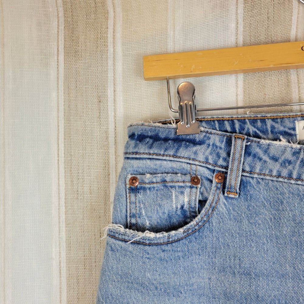 Abercrombie & Fitch Curve Love The 80s Mom High Rise Jeans Blue Size 29/8S - Picture 2 of 11